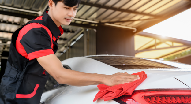 The Role of Professional Car Care Services in Optimal Vehicle Maintenance